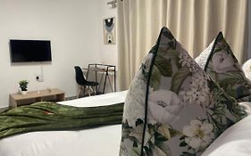 Urban & Comfortable Loft Apartment In Mthatha With Fast Reliable Wifi